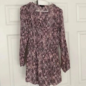 Aakaa Pink and black snakeskin shorts romper size small shower